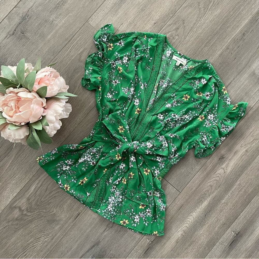Max Studio Spring Green‎ Floral Tie Waist Blouse